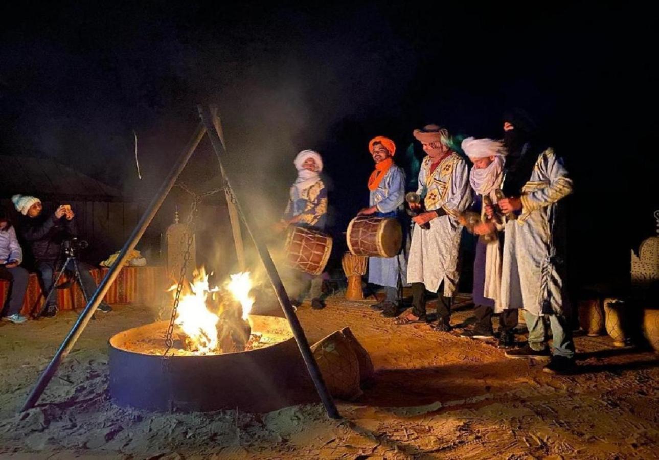 Desert Luxury Tented & Activities Hotel Adrouine Екстериор снимка